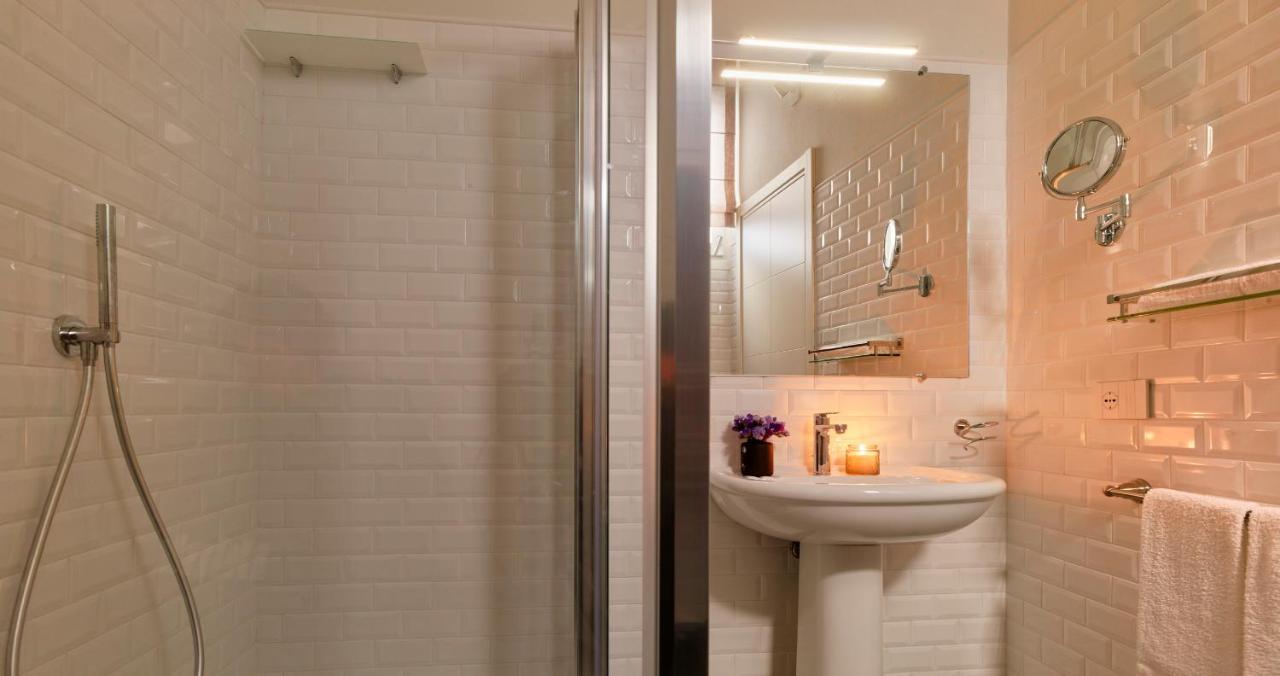 Appartamento Right House - Indipendent In Characteristic Marina District Cagliari Esterno foto