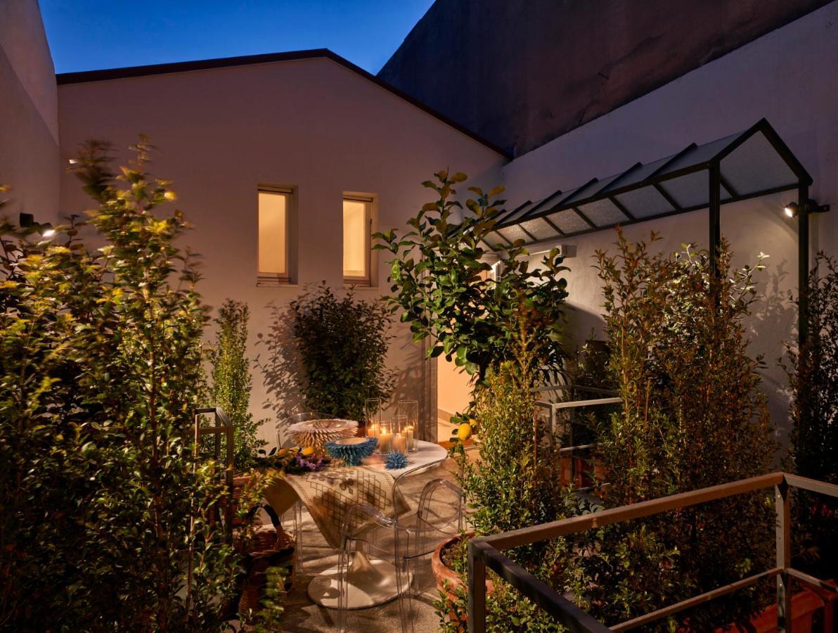Appartamento Right House - Indipendent In Characteristic Marina District Cagliari Esterno foto